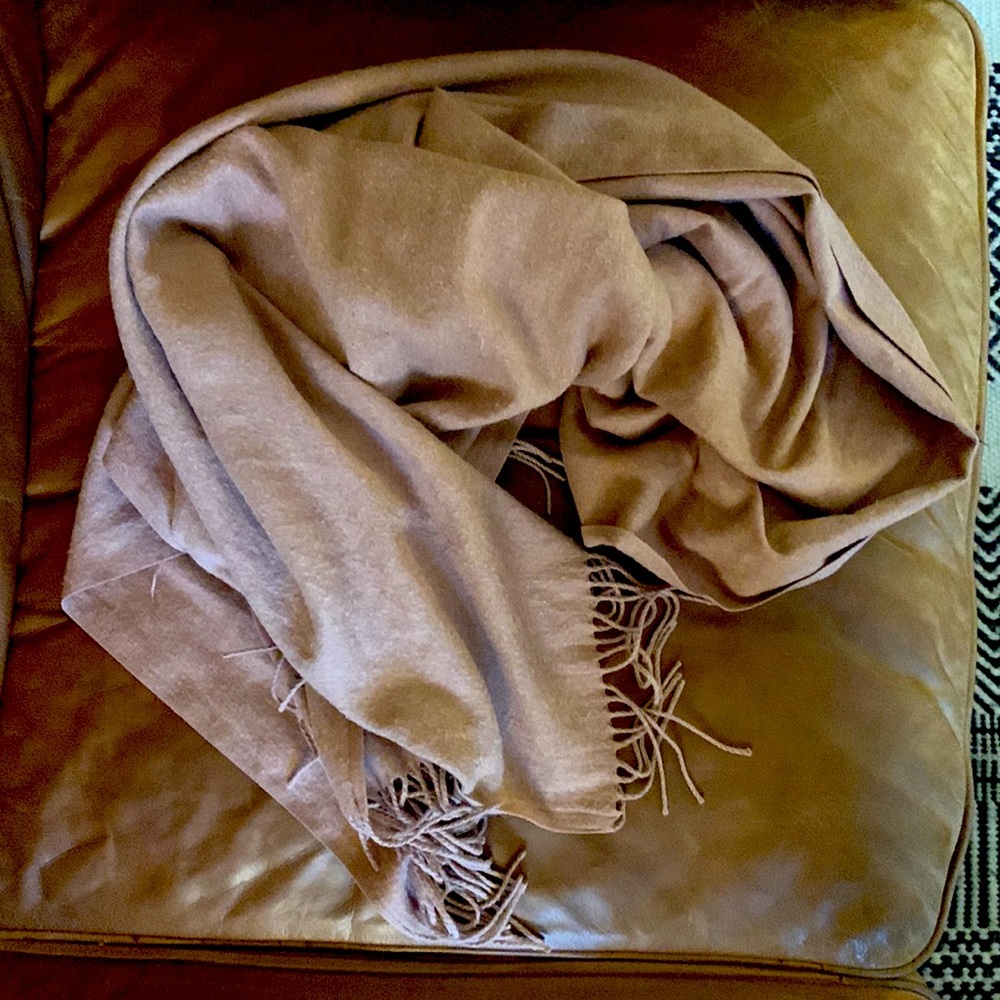 Cashmere blend scarf